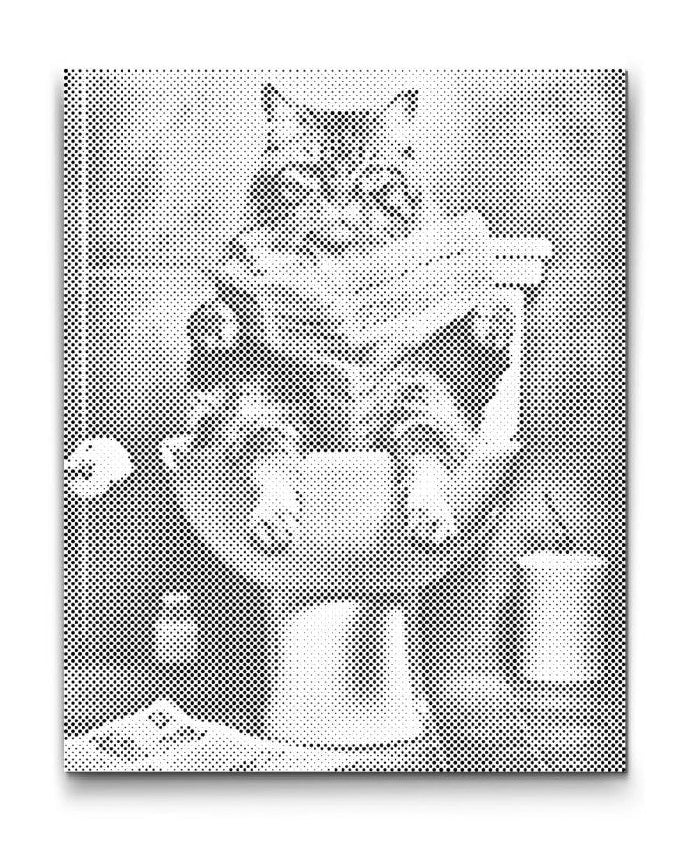 Prickmålning på canvas med humoristiskt motiv av katt sittande på toalett och läsande tidning